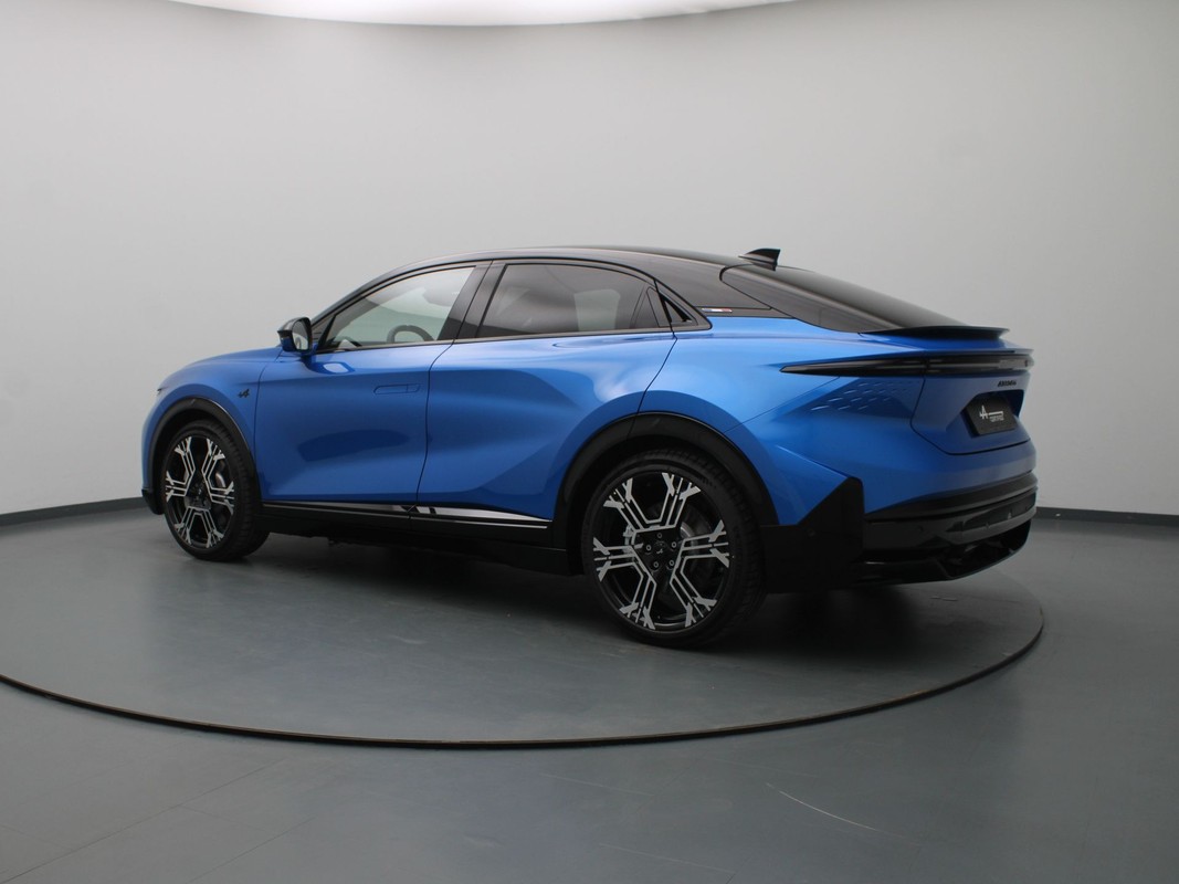 Alpine A390