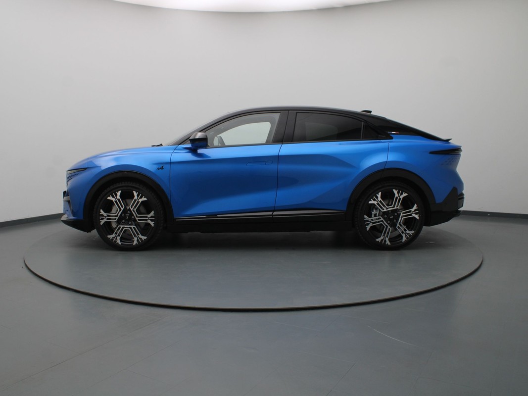 Alpine A390