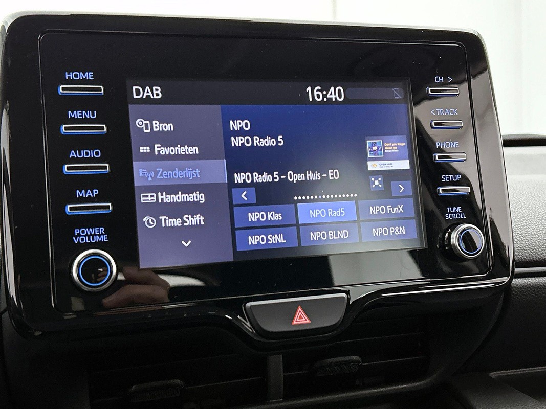 Mazda 2 Hybrid