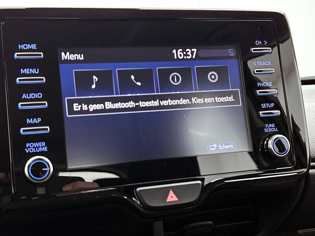 Mazda 2 Hybrid