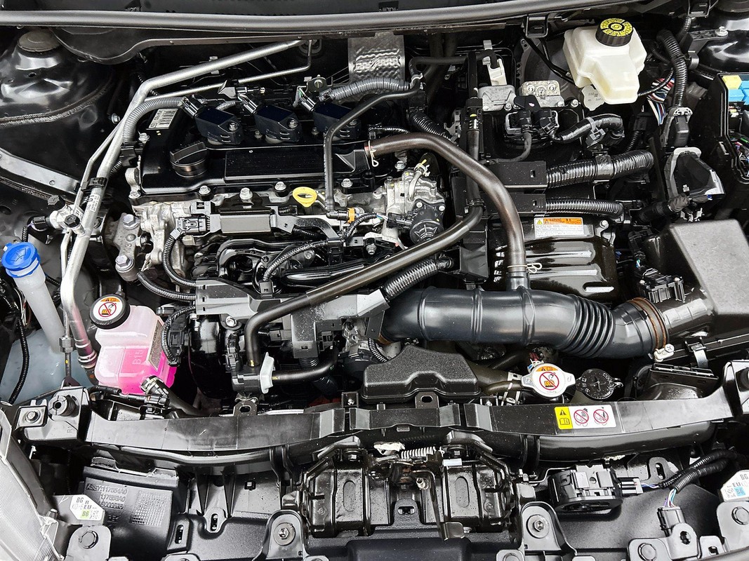 Mazda 2 Hybrid