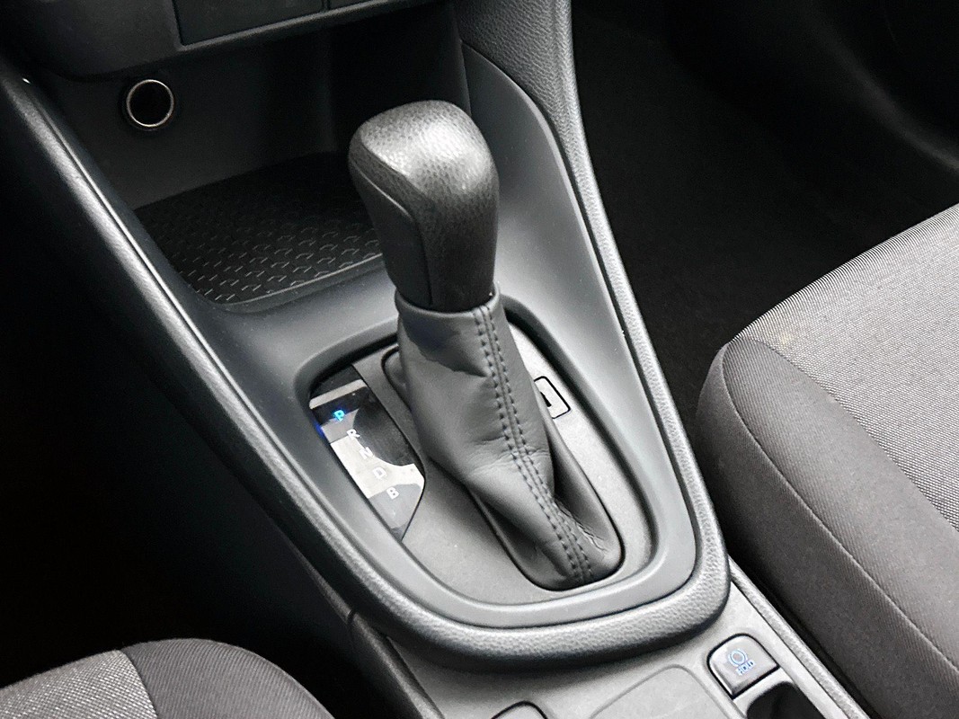 Mazda 2 Hybrid