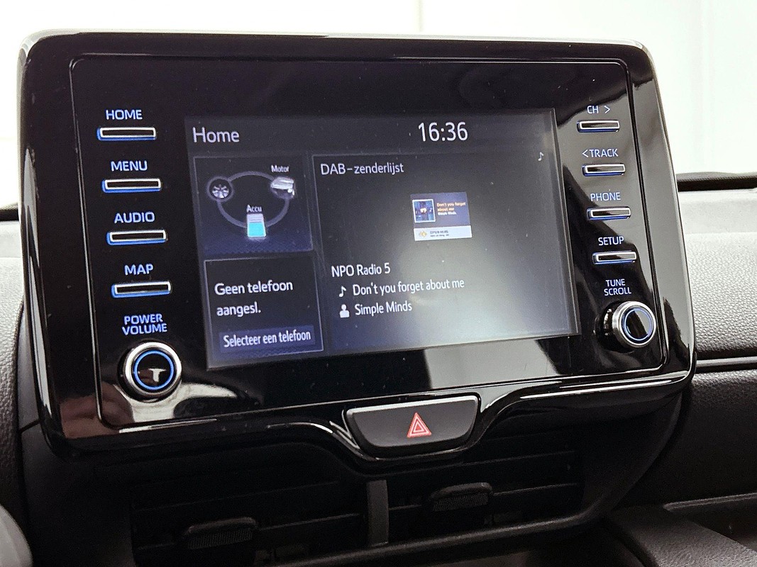 Mazda 2 Hybrid