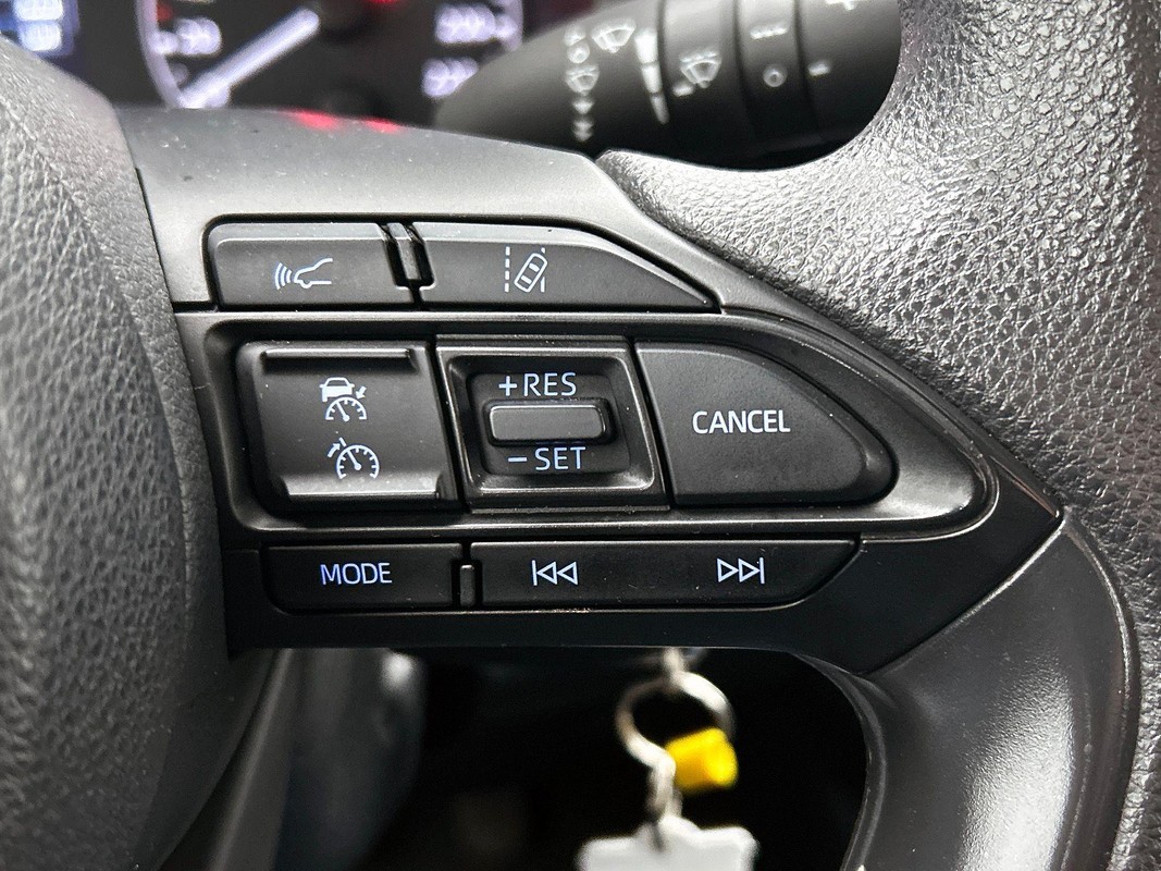 Mazda 2 Hybrid