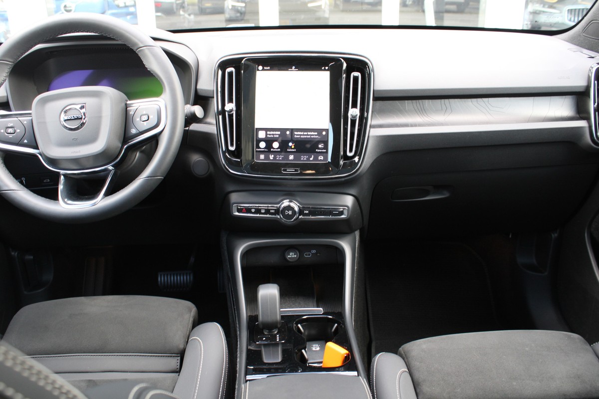 Volvo C40