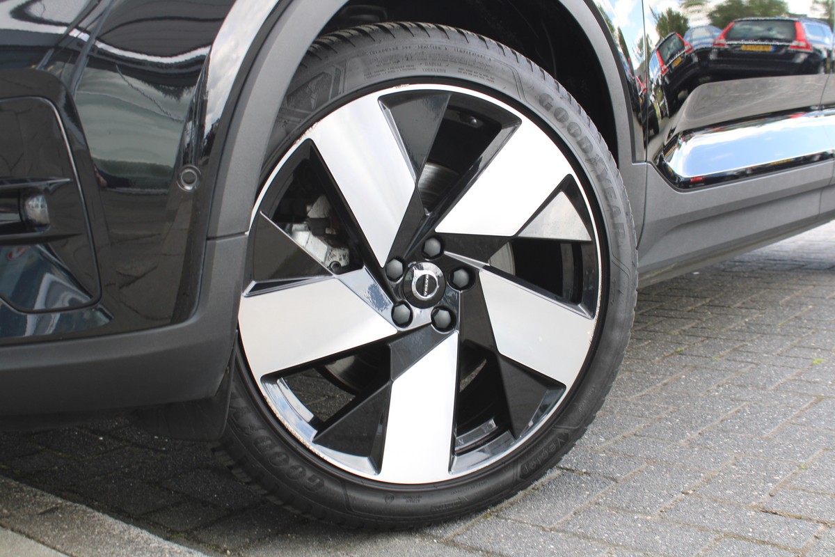 Volvo C40