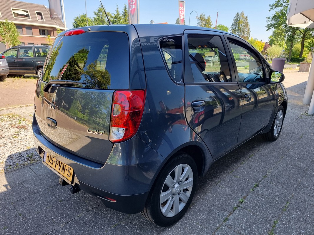 Mitsubishi Colt