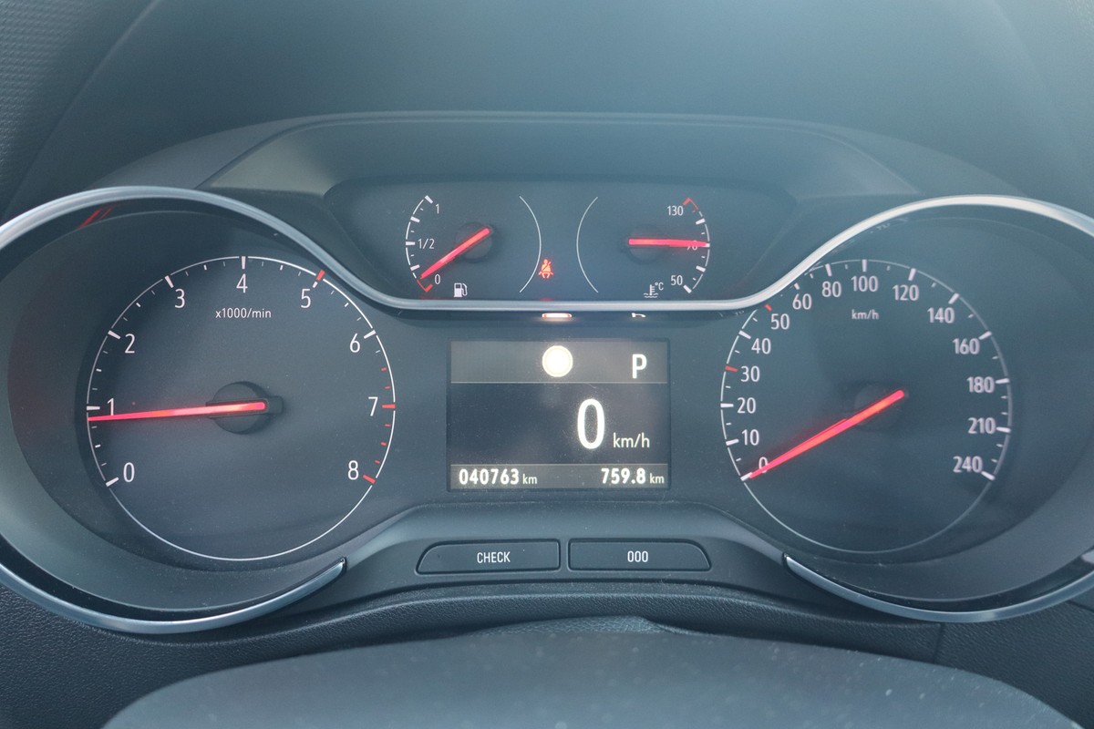 Opel Crossland X