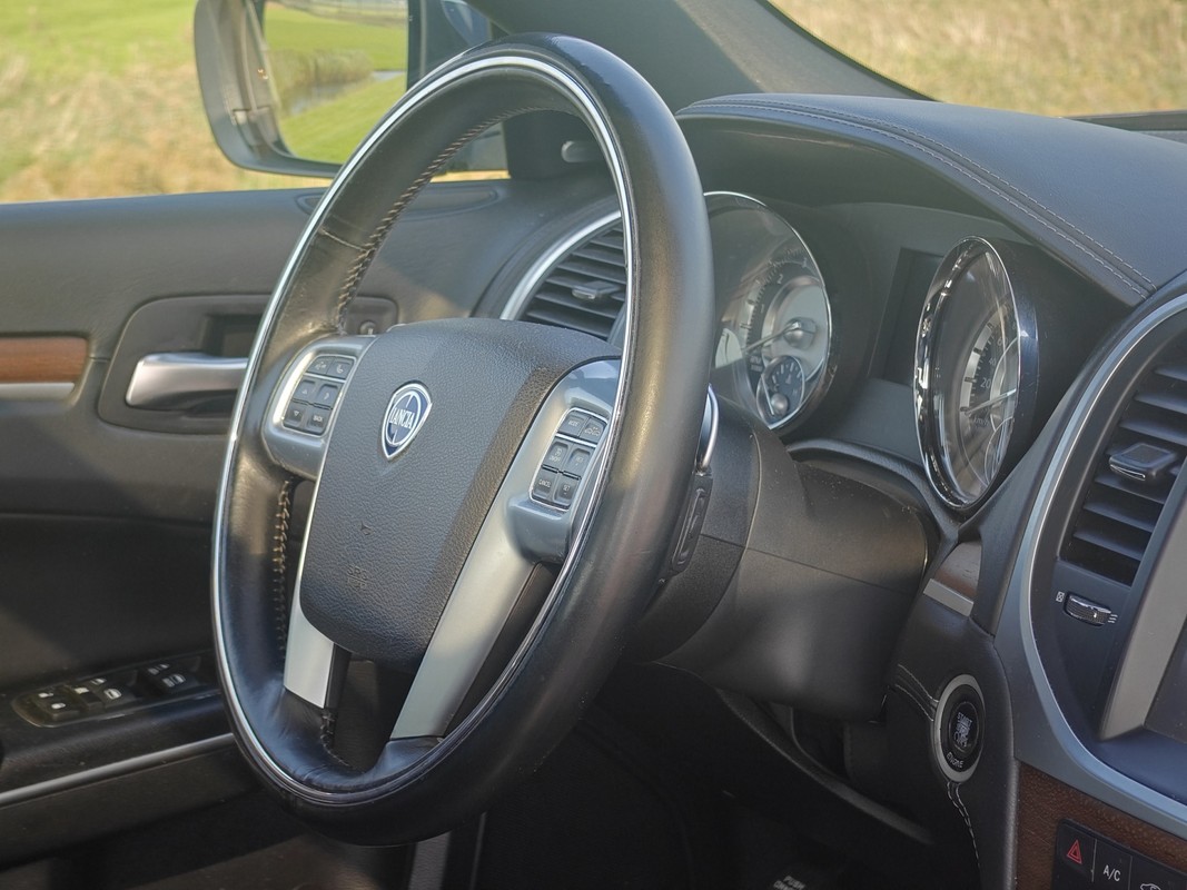 Lancia Thema