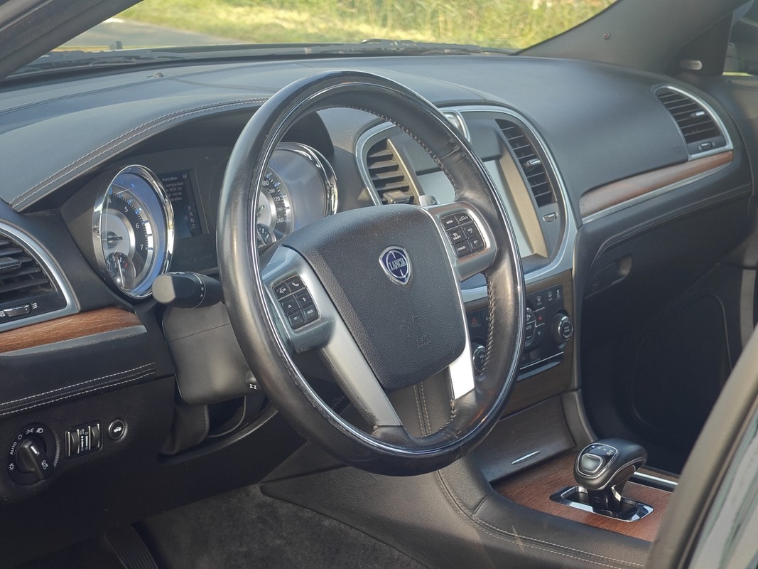 Lancia Thema