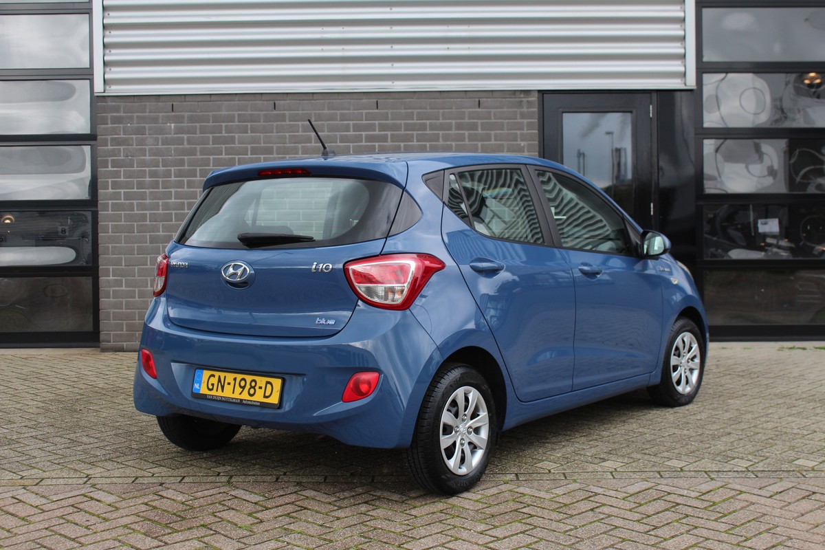 Hyundai i10