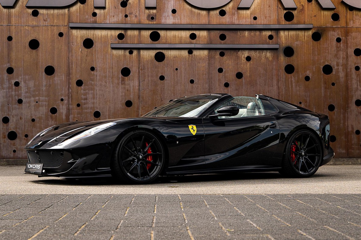Ferrari 812 GTS