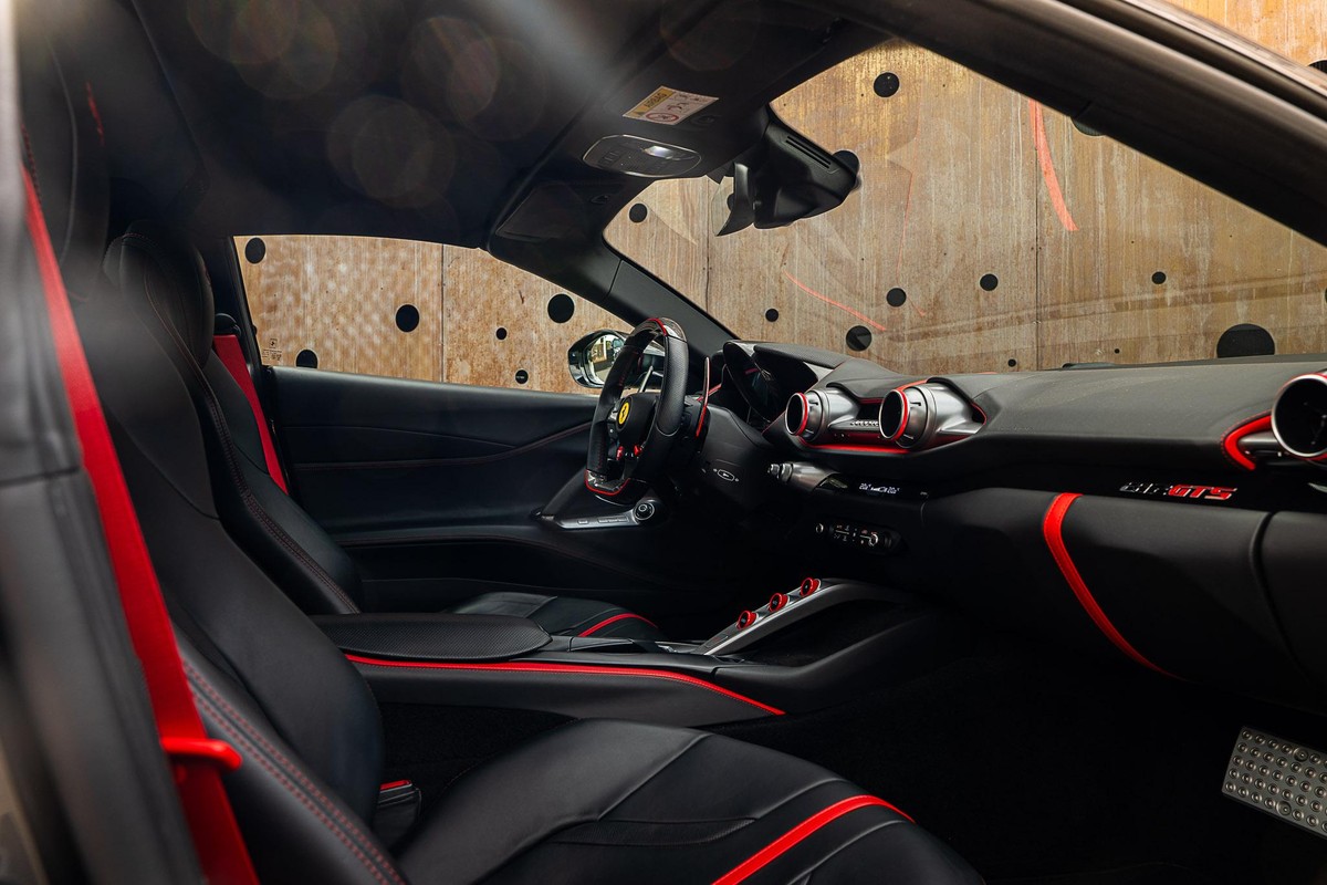 Ferrari 812 GTS