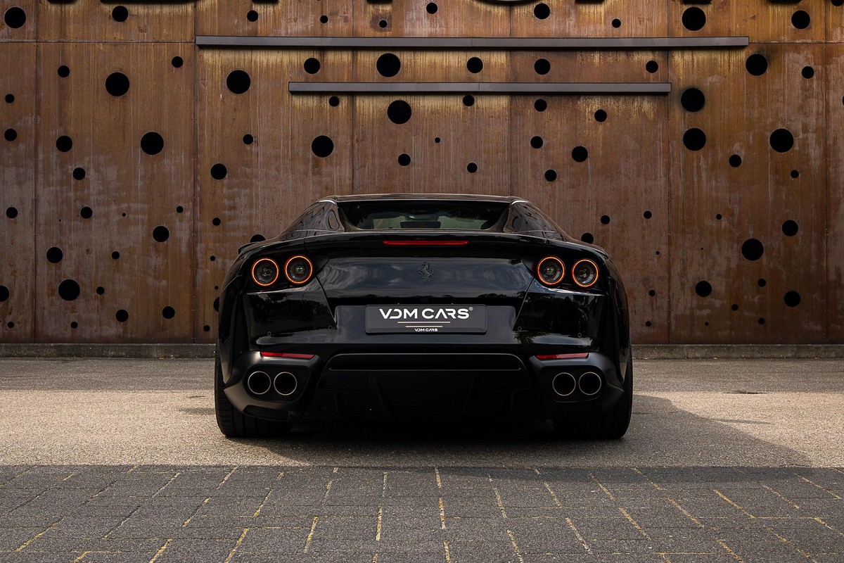 Ferrari 812 GTS
