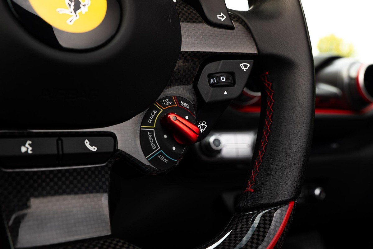 Ferrari 812 GTS