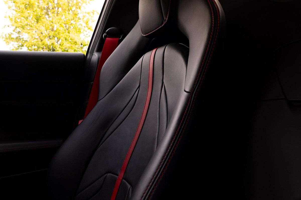 Ferrari 812 GTS