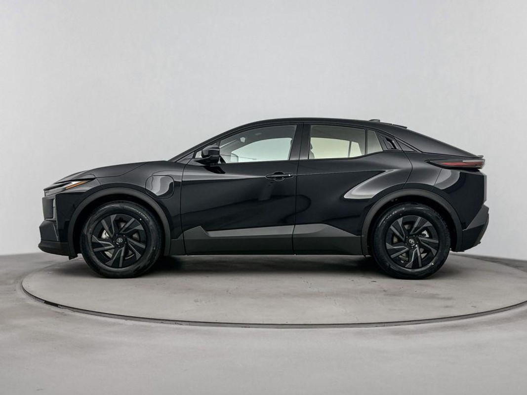 Toyota C-HR+
