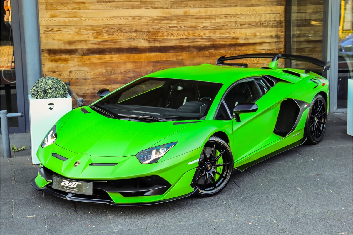 Lamborghini Aventador