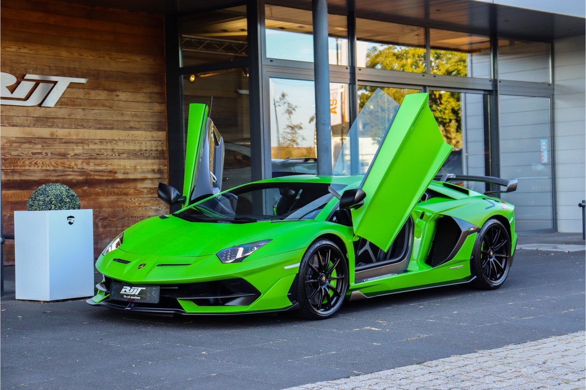 Lamborghini Aventador