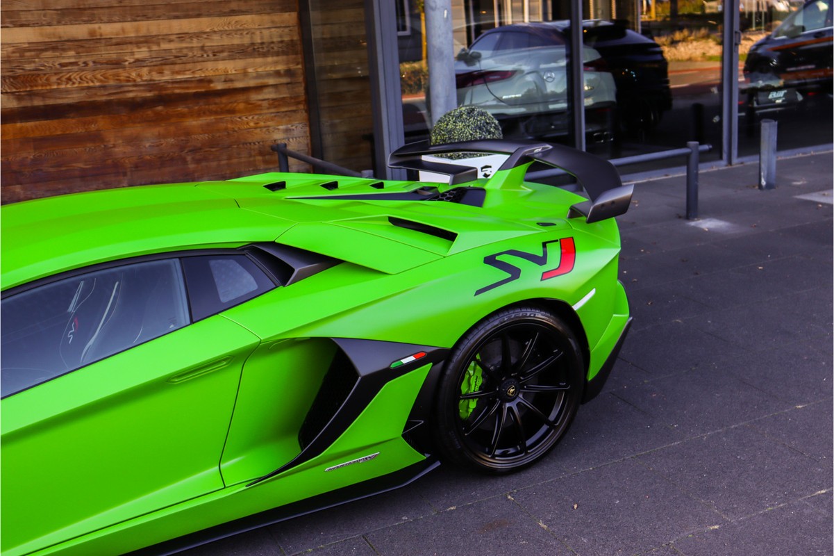 Lamborghini Aventador