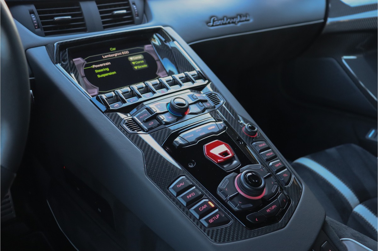 Lamborghini Aventador