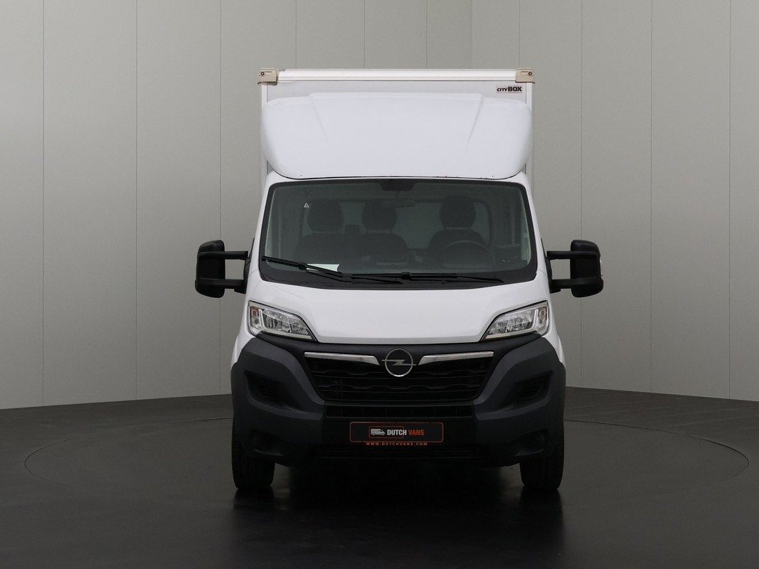 Opel Movano