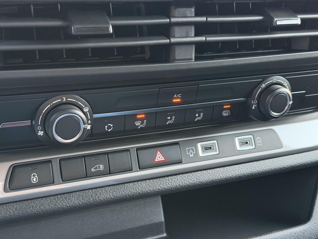 Peugeot e-Expert