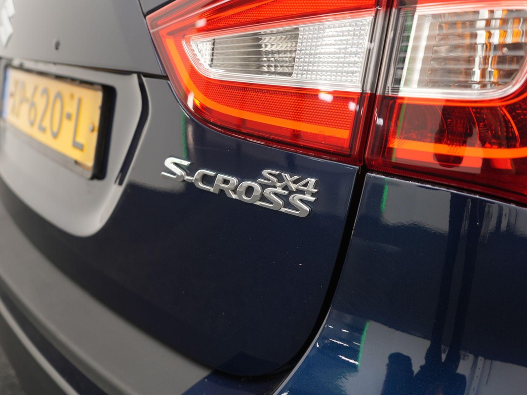 Suzuki S-Cross