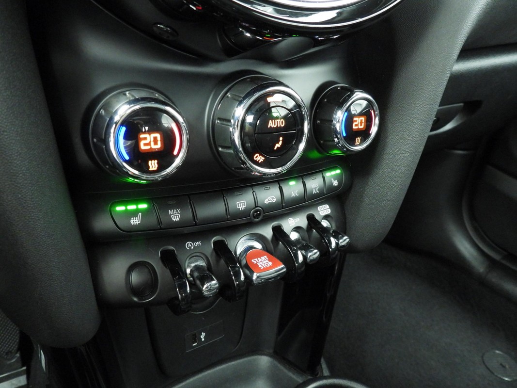 MINI One Cabrio