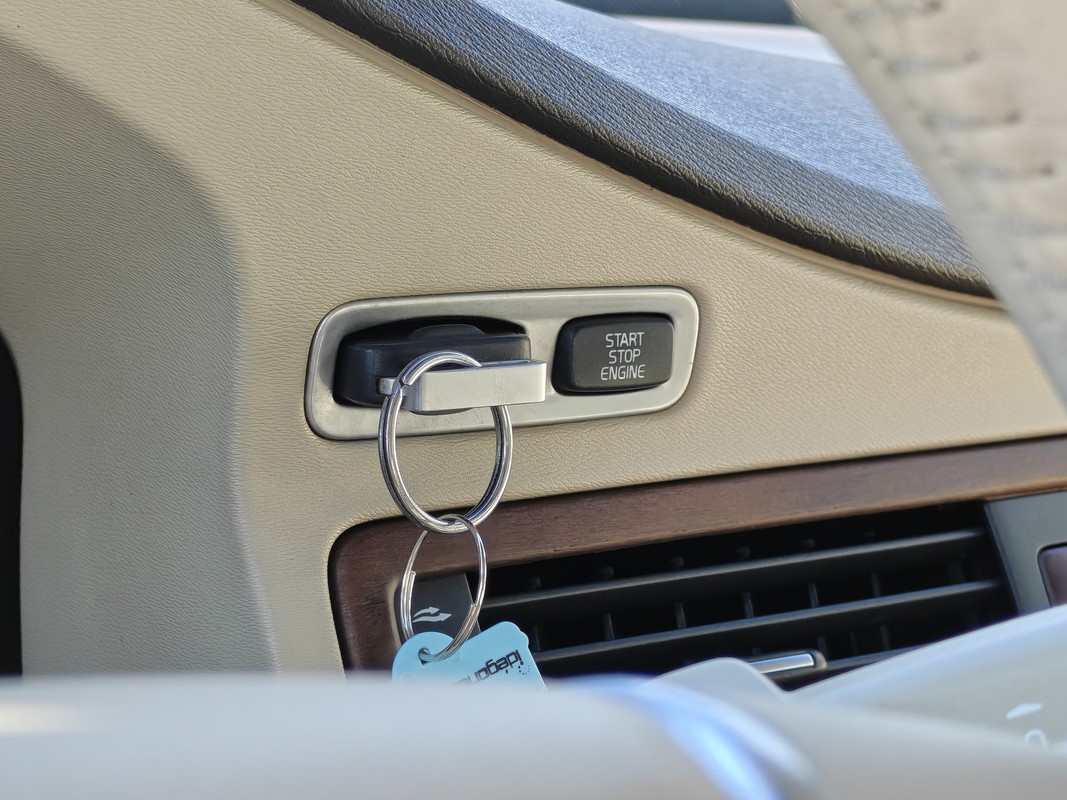 Volvo S80
