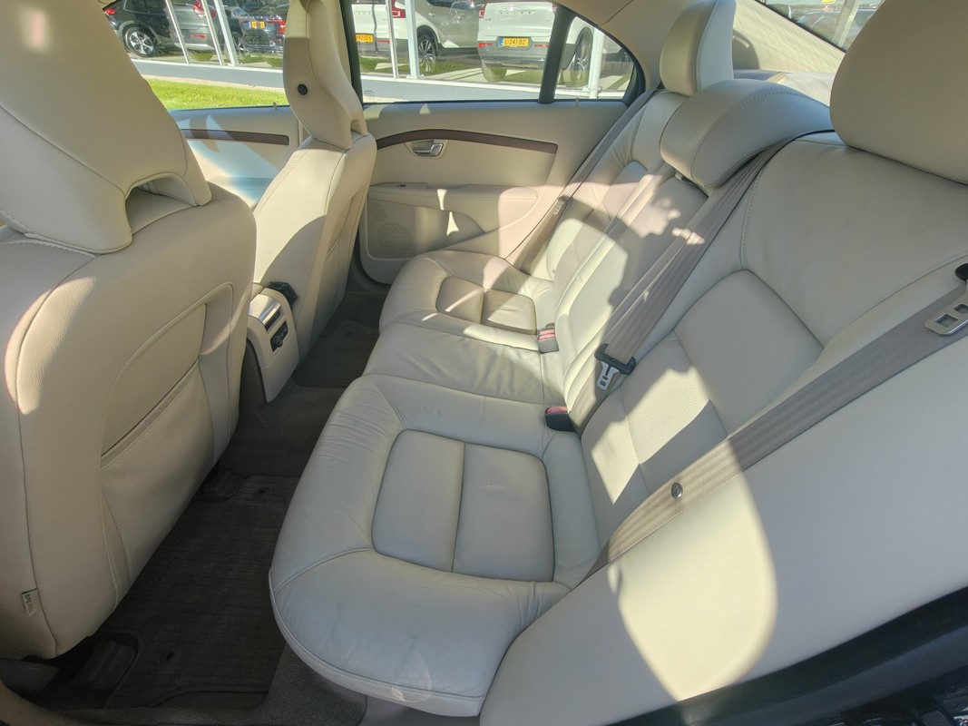 Volvo S80