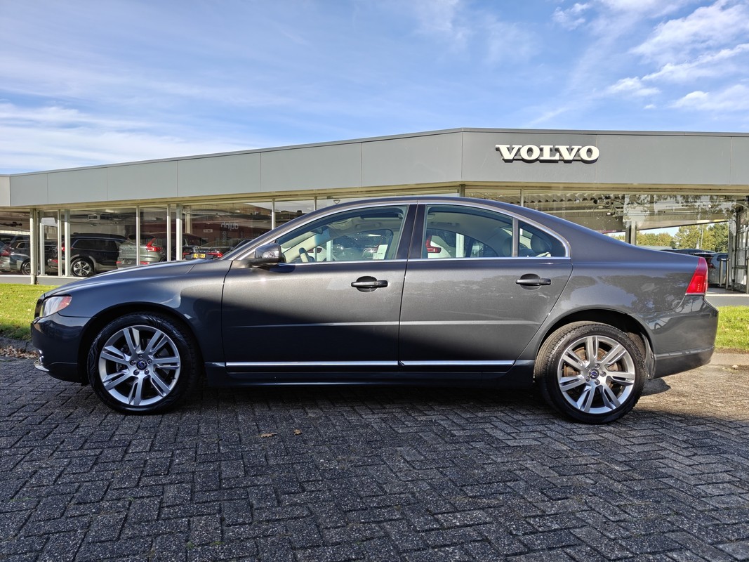 Volvo S80