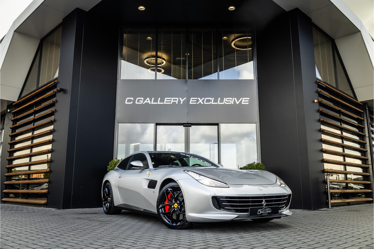 Ferrari GTC4Lusso