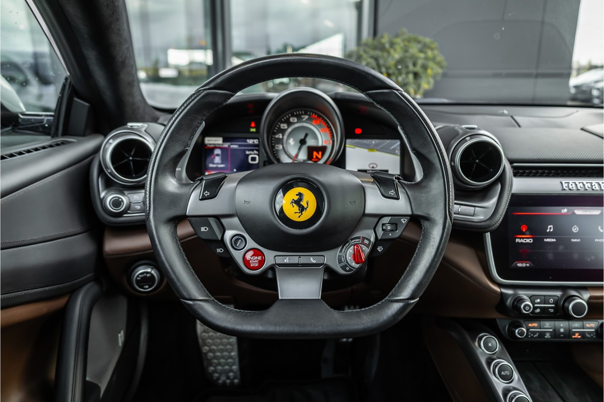 Ferrari GTC4Lusso