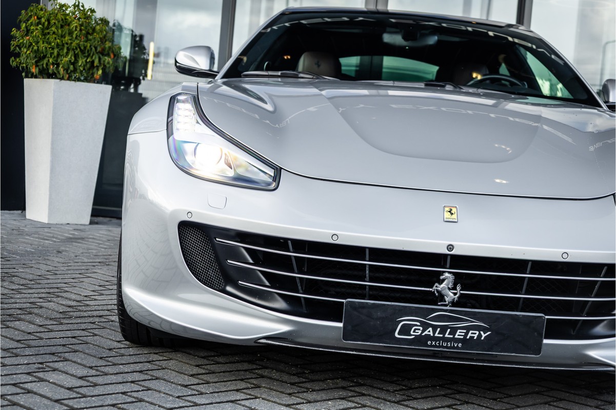 Ferrari GTC4Lusso