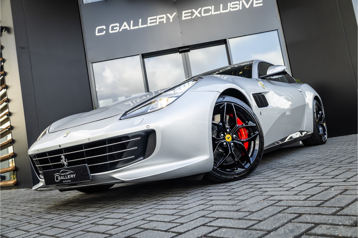 Ferrari GTC4Lusso