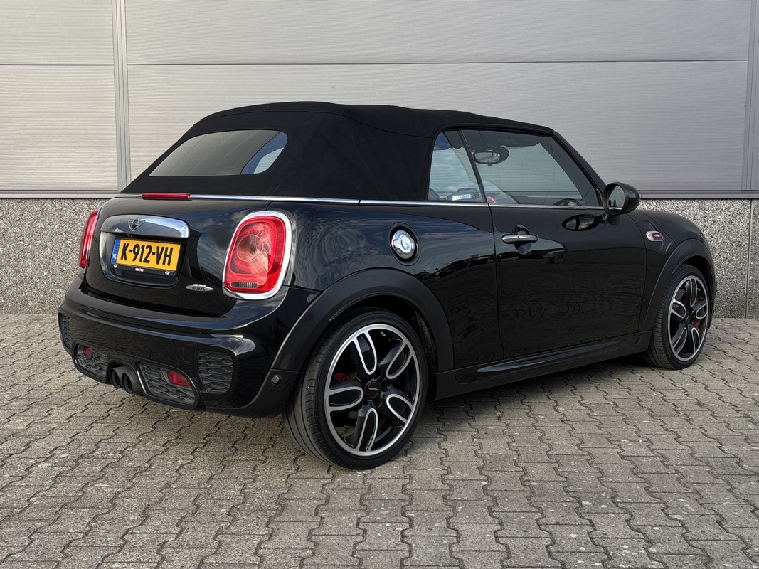 MINI Cooper Cabrio