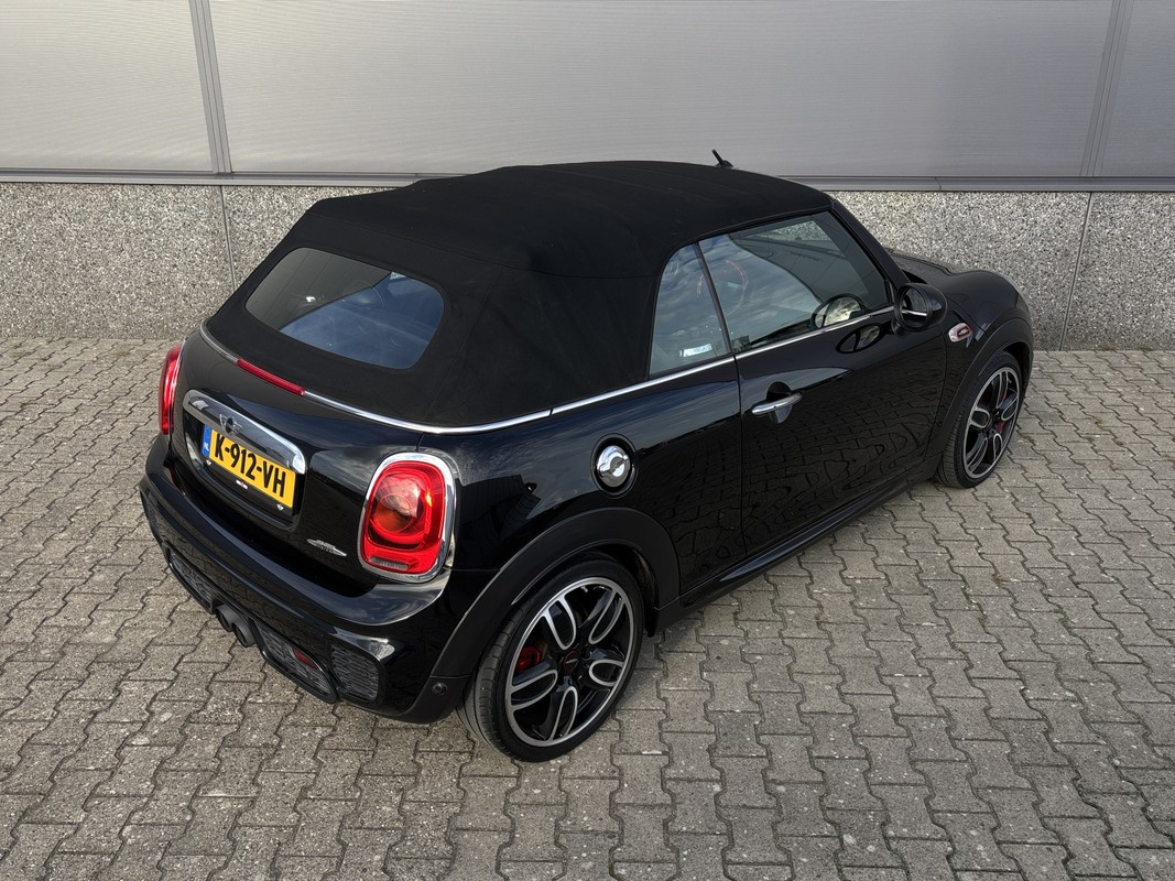 MINI Cooper Cabrio