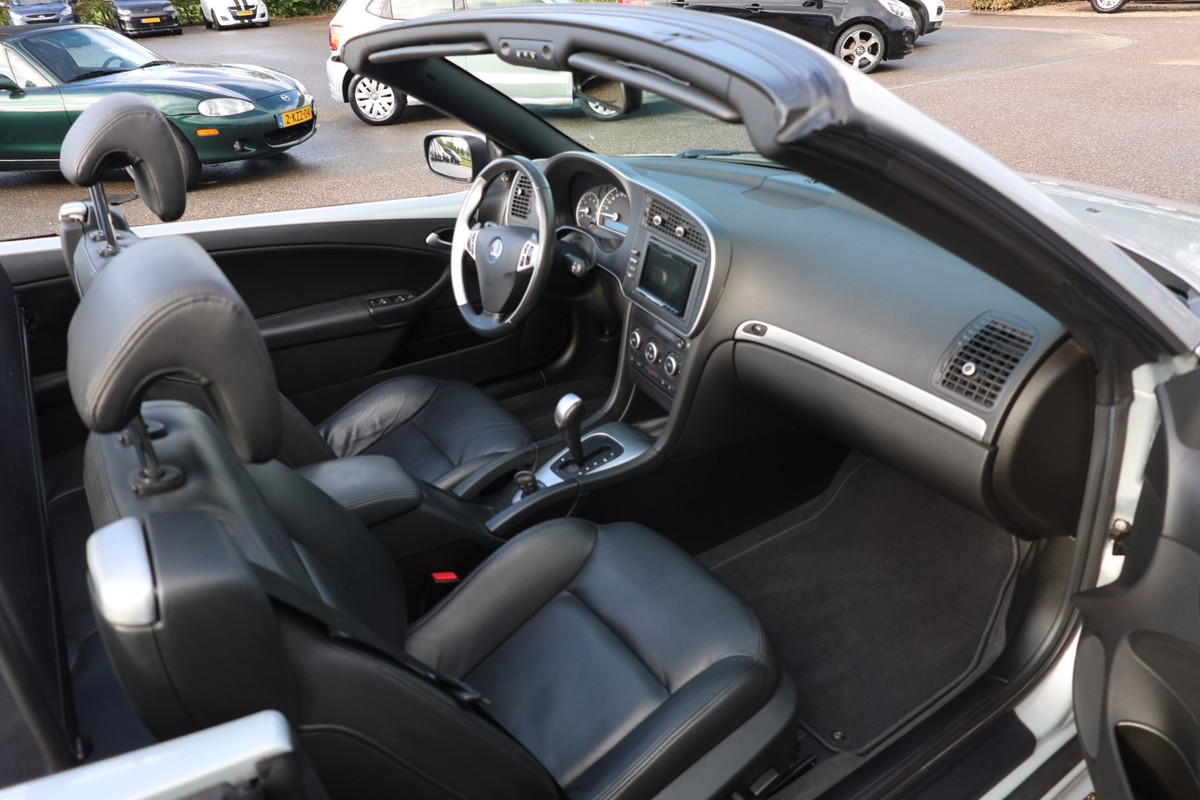Saab 9-3