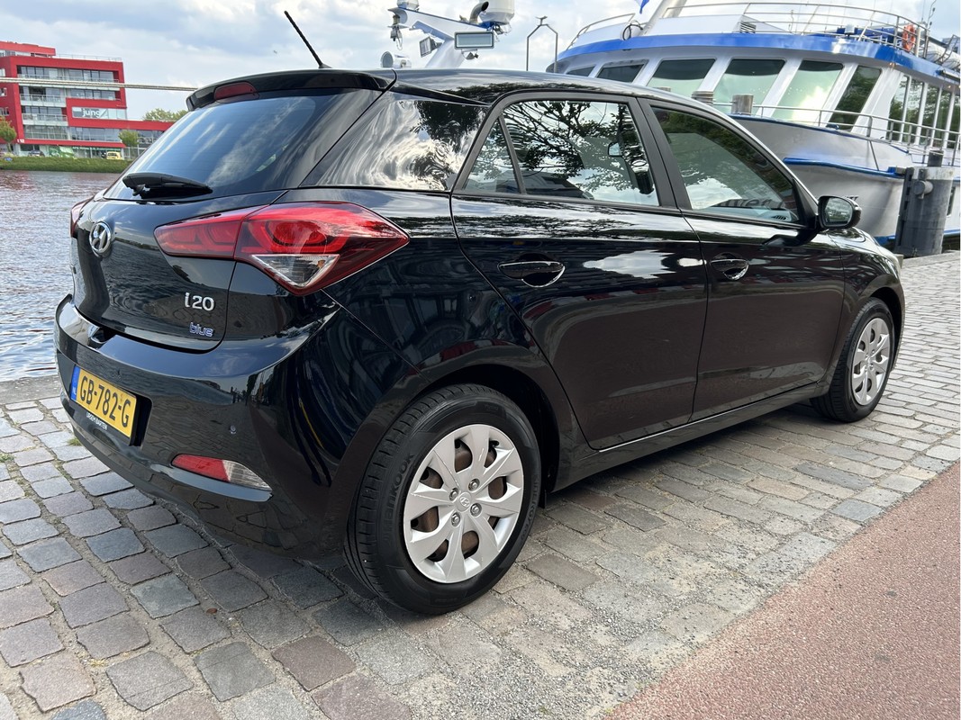 Hyundai i20