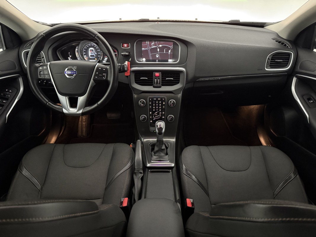 Volvo V40