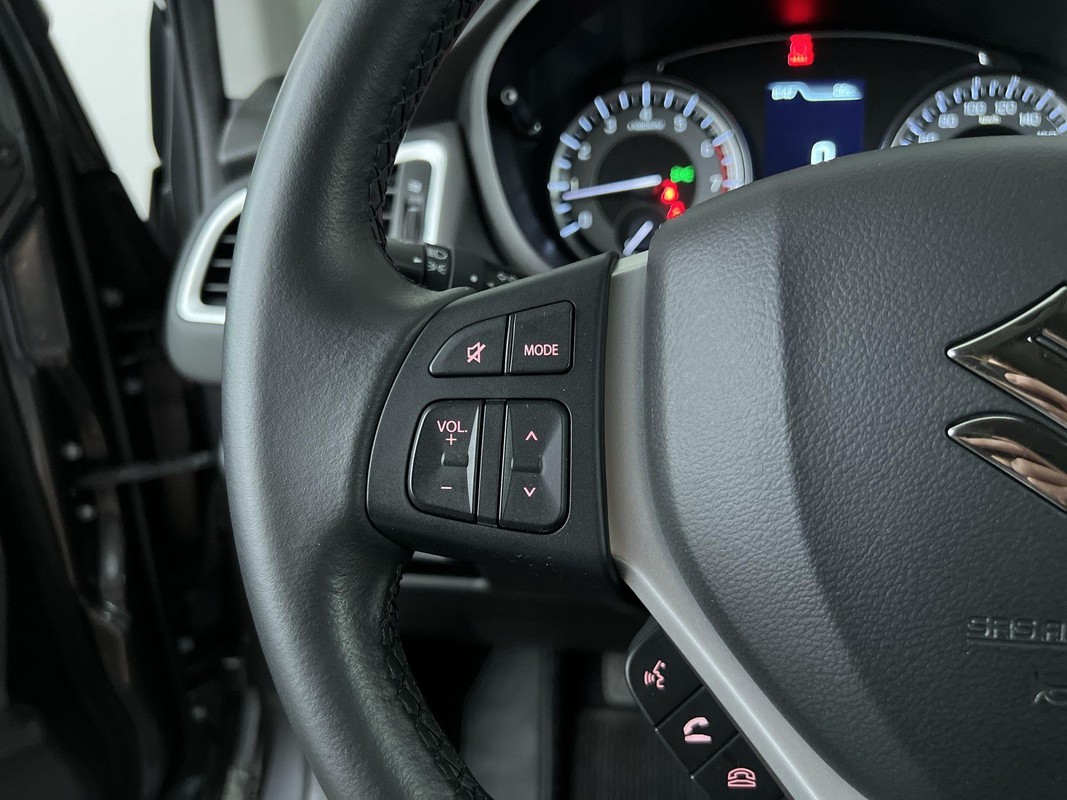 Suzuki S-Cross