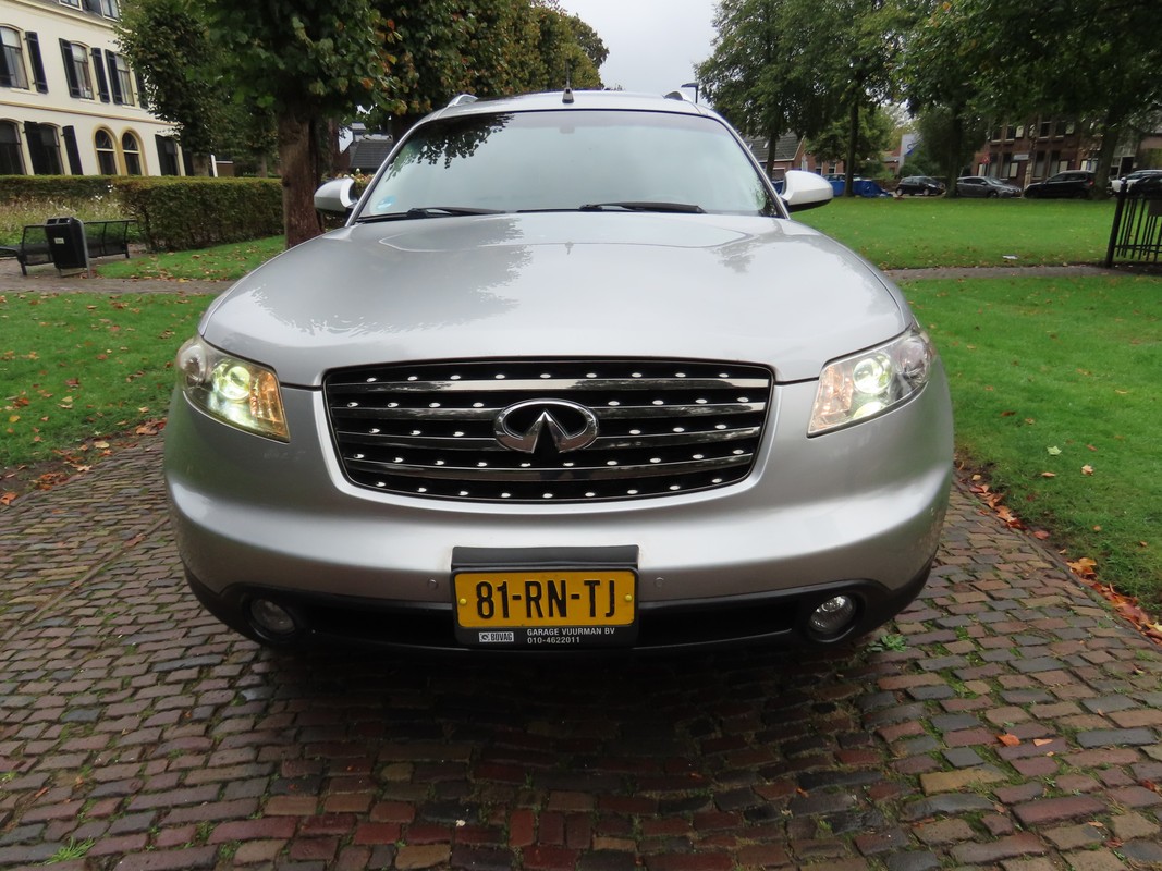 Infiniti FX