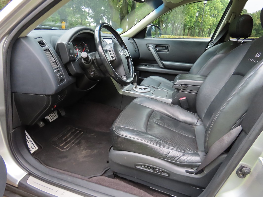 Infiniti FX