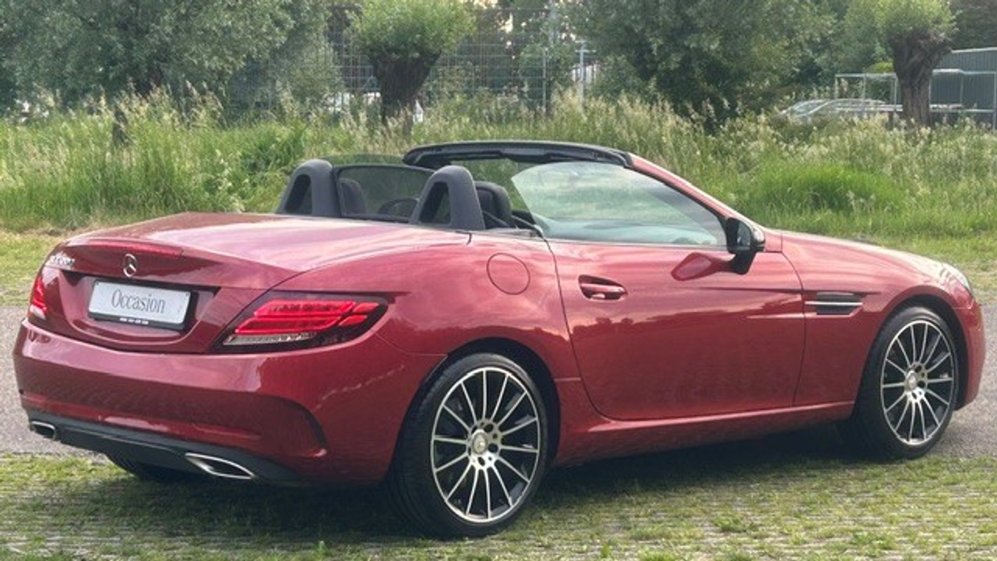 Mercedes-Benz SLC
