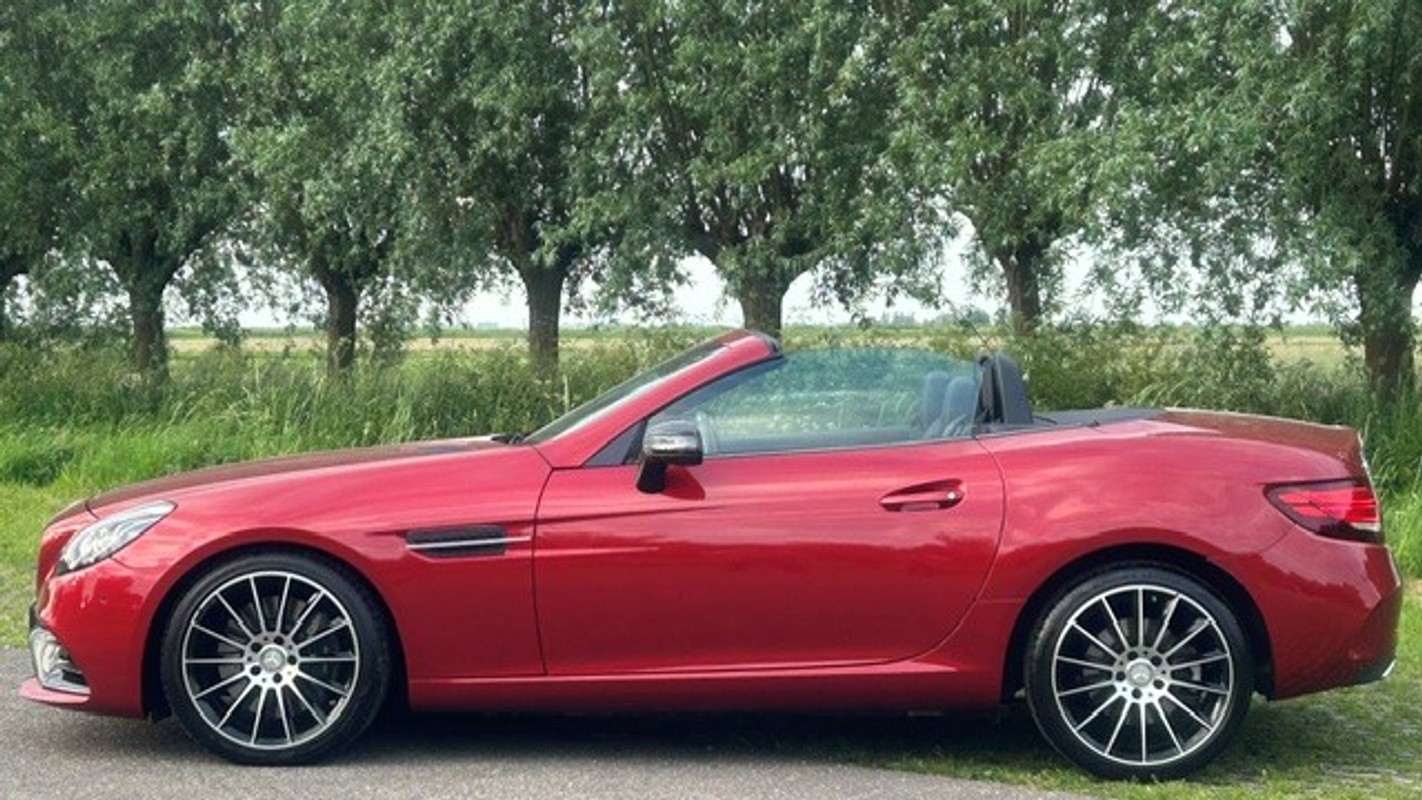 Mercedes-Benz SLC
