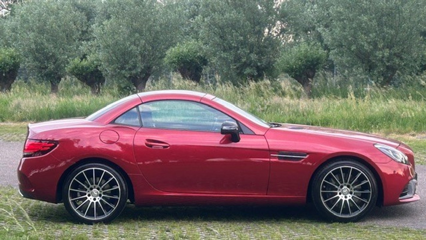 Mercedes-Benz SLC