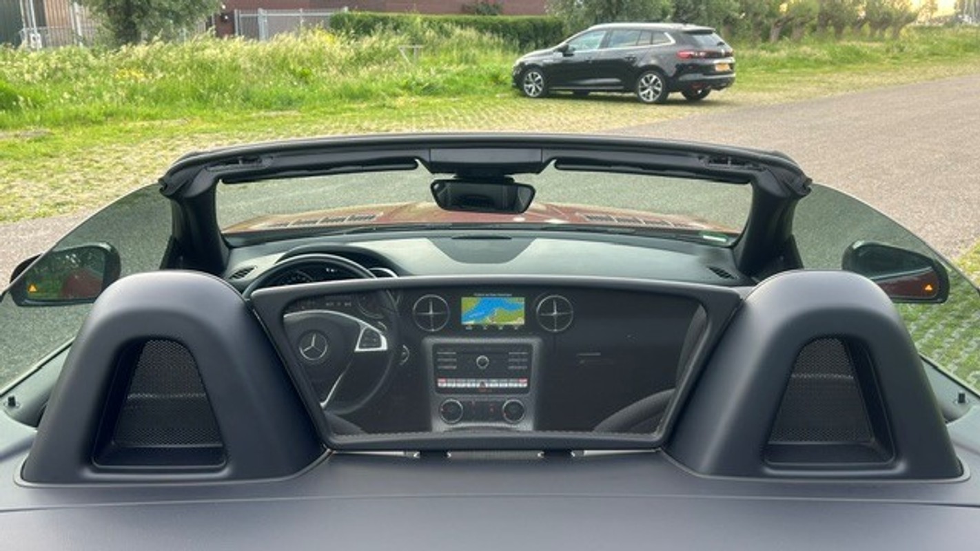 Mercedes-Benz SLC