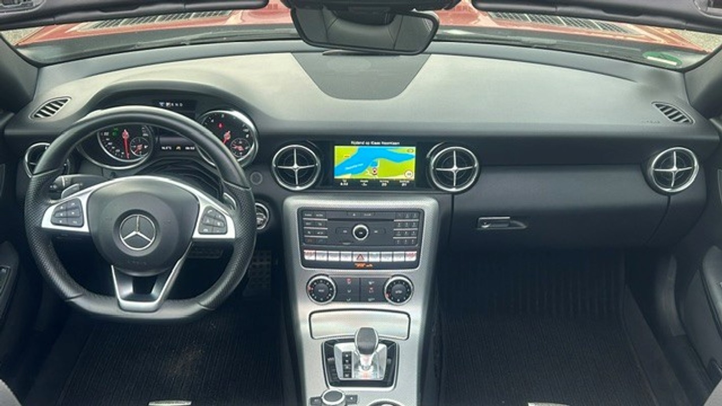 Mercedes-Benz SLC