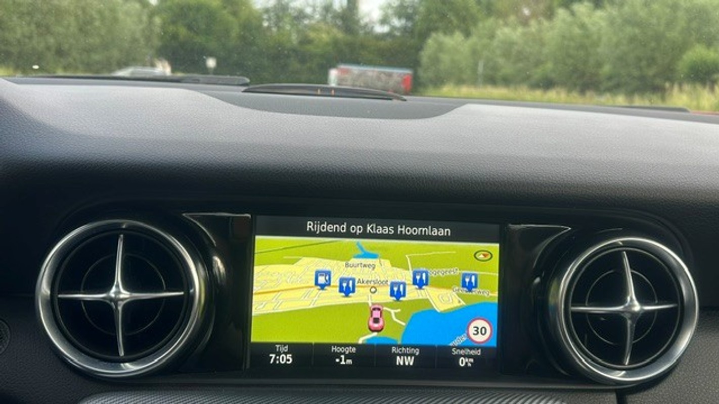 Mercedes-Benz SLC